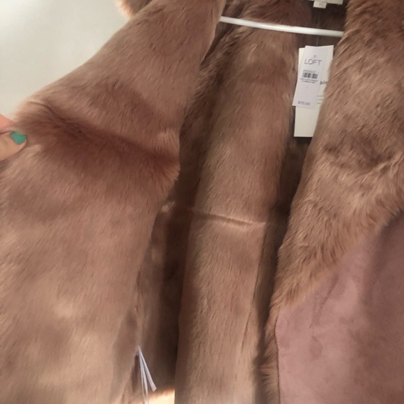 Brand new loft faux fur suede vest - Picture 3 of 4